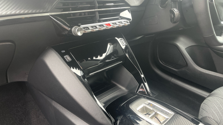 Peugeot 208 1.2 Hybrid 110 Allure 5dr e-DSC6 Petrol Hatchback